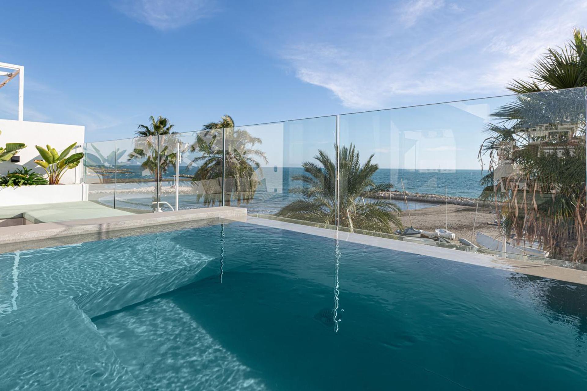 Сasa de vacaciones Pedregal Beachside In By Solaga Homes